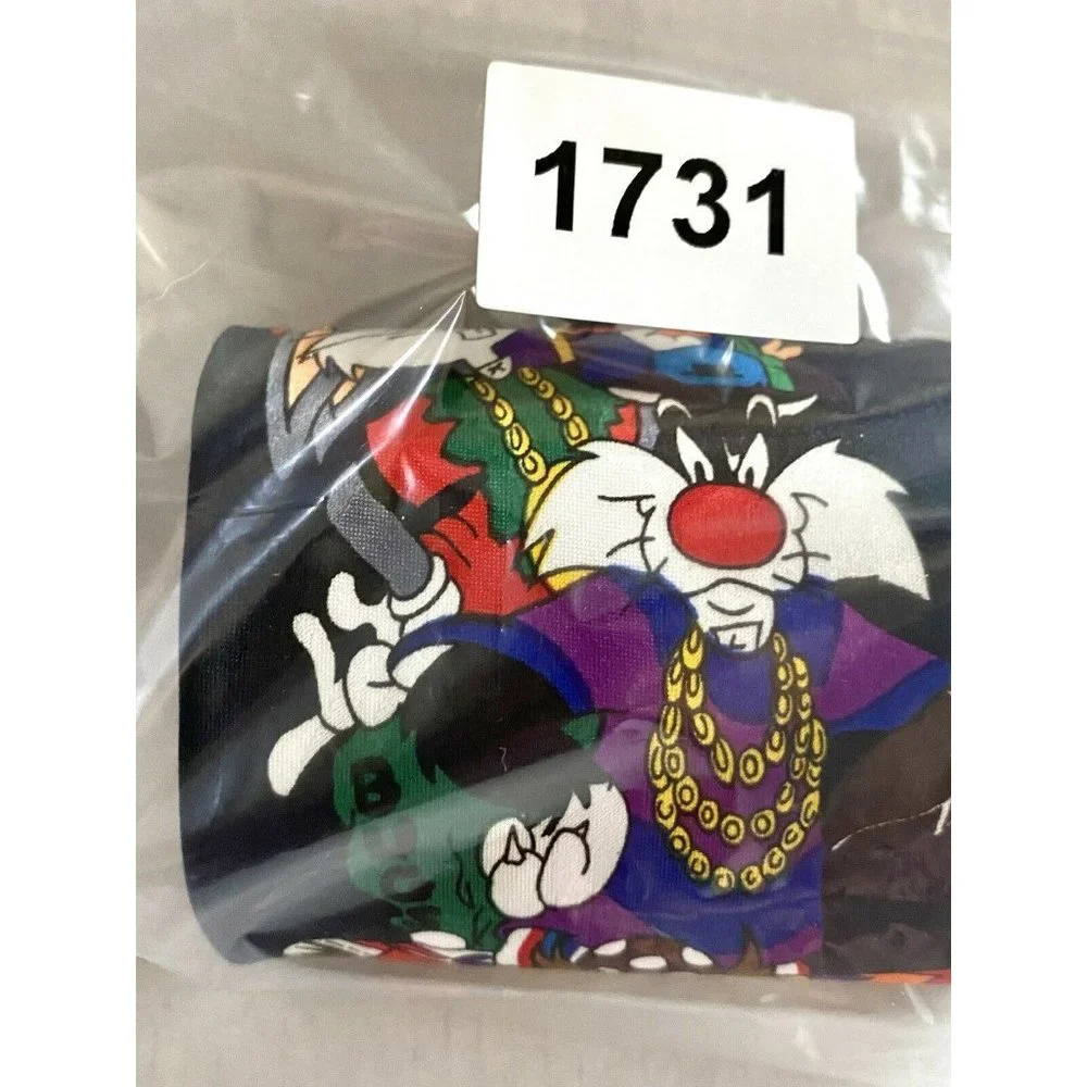 Original Vintage 1993 LOONEY TUNES POSSE Mania Necktie‎